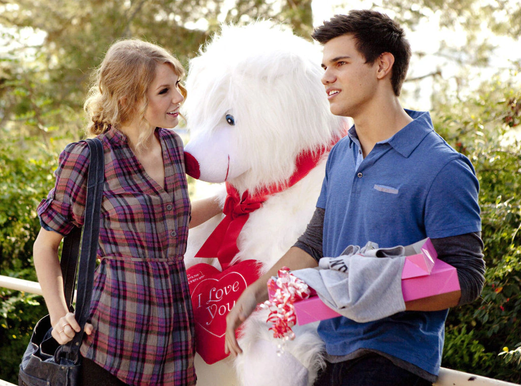 Taylor Swift and Taylor Lautner found themselves cast together in the romantic comedy "Valentine's Day." 